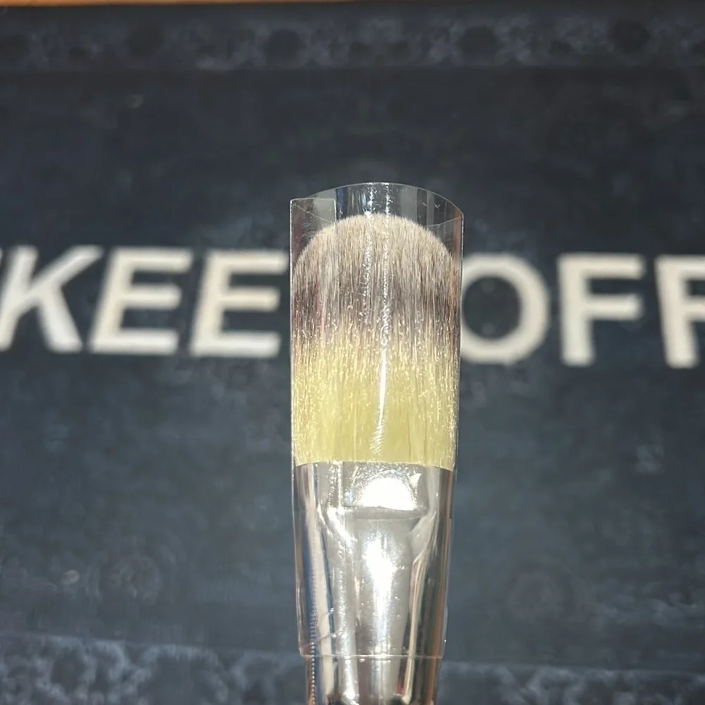 Sephora Professionnel Platinum Collection Foundation Brush #50 new with tags